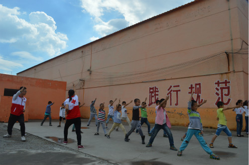 �x�ЌW(xu��)Ժ�tʮ��ů��־Ը����(w��)꠵�ɽ��ʡ�����н��ڿh��Ȫ�l(xi��ng)־Ը����(w��)�����Ȫ�l(xi��ng)�ĺ��ӂ��_�O(sh��)��ȭ���n�����g(sh��)�n�������w�|(zh��)�����M(j��n)��������ȫ��l(f��)չ�� (2)