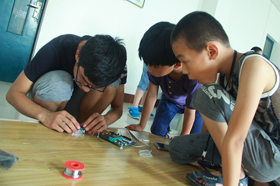 �Ї�ʯ�ʹ�W(xu��)���A�|������֮�������̈F(tu��n)��ɽ�|ʡ�S�u��(j��ng)��(j��)�_�l(f��)�^(q��)ᘌ�����(w��)���ˆT��Ů�����؃�ͯ�_չ�����������H�_�O(sh��)�Z��(sh��)���n�̽̌W(xu��)��߀�_չҕ�l�̌W(xu��)��ħ�g(sh��)��ħ�����L�����dȤ��n���� (3)