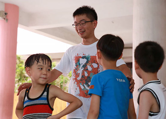 ���ݴ�W(xu��)��֪�Ľ�㡱�������(hu��)��(sh��)�`�(du��)���㽭�������_չ֧�̻��(d��ng)���鮔(d��ng)?sh��)��l(xi��ng)����С�W(xu��)���ռ��W��ƥ�˽������D��־Ը��ٝ�S���ӂ���