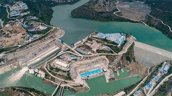 卡洛特水電站為巴基斯坦帶來了清潔的能源和可持續(xù)發(fā)展機(jī)遇。（三峽集團(tuán)供圖）